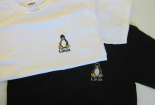PingvinBolt.hu Hímzett Linux póló